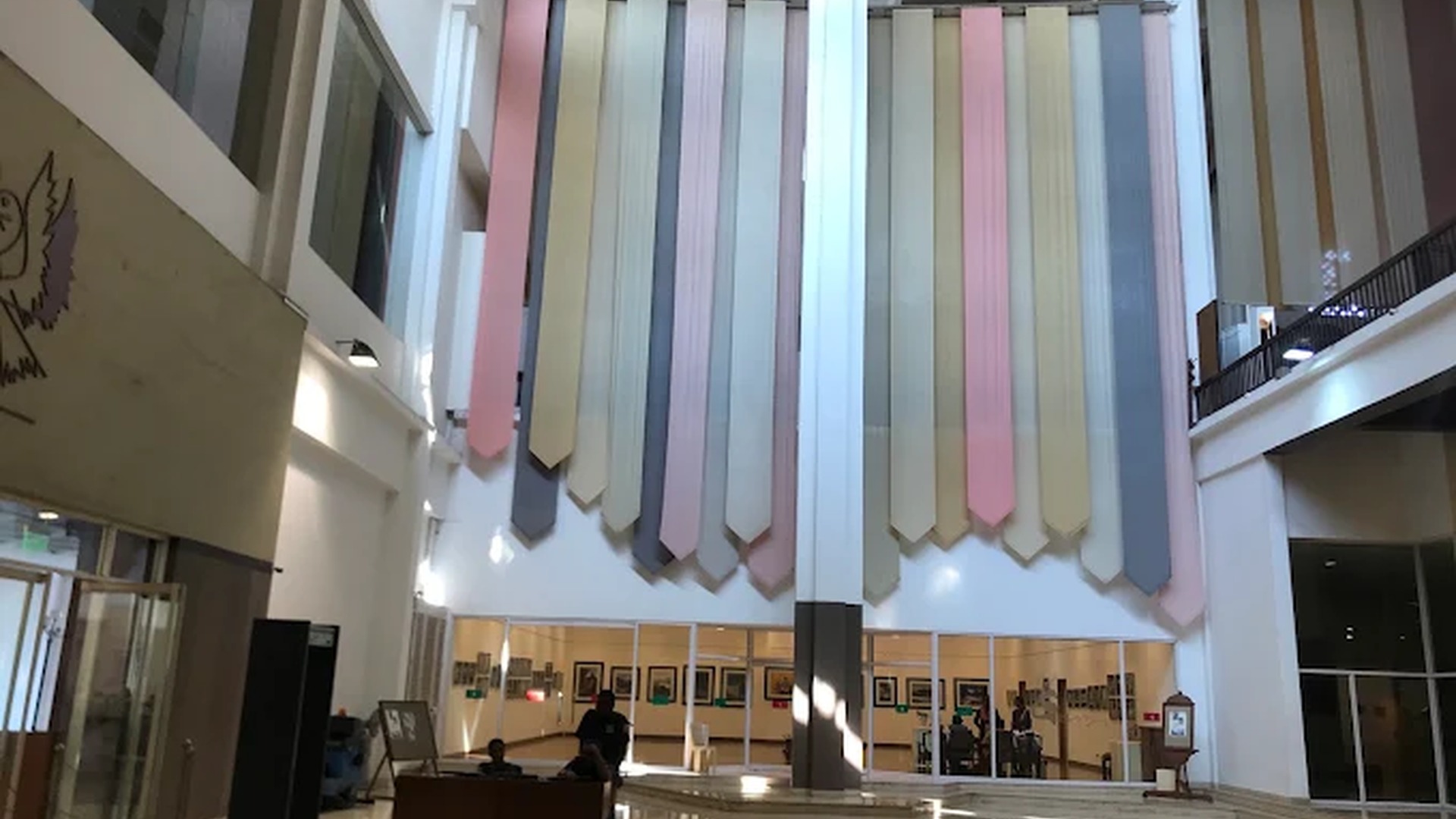 hall_2_1920x1080